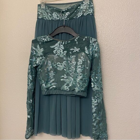 WEISSMAN Dance Costume 2 piece Sage green sequin Guiltfree 10337 MA adult - Picture 2 of 13